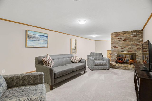 1286 Castle Court, Golden Valley, MN 55427