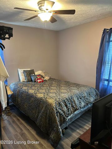 130 N 46th St, Louisville, KY 40212