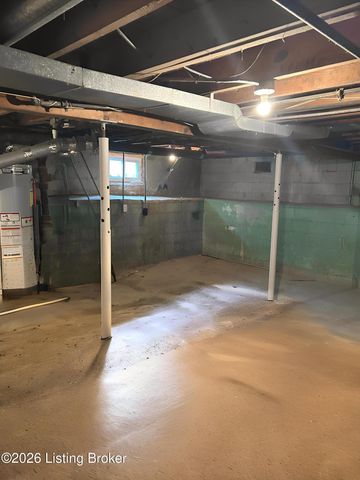 130 N 46th St, Louisville, KY 40212