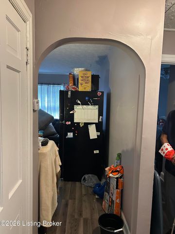 130 N 46th St, Louisville, KY 40212