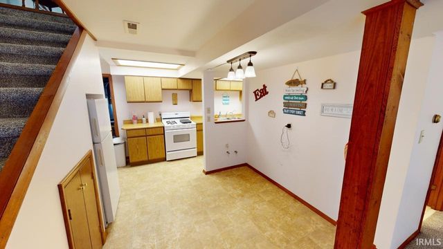 3964 N Lake Rd 24 E Road, Monticello, IN 47960