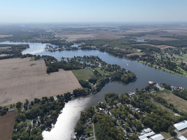 3964 N Lake Rd 24 E Road, Monticello, IN 47960