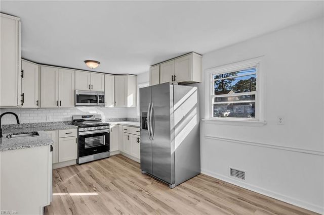 1064 Georgetown RD, Norfolk, VA 23502