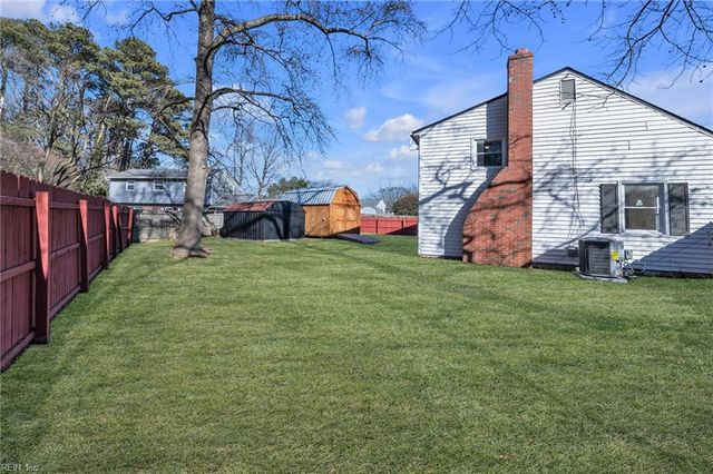 1064 Georgetown RD, Norfolk, VA 23502