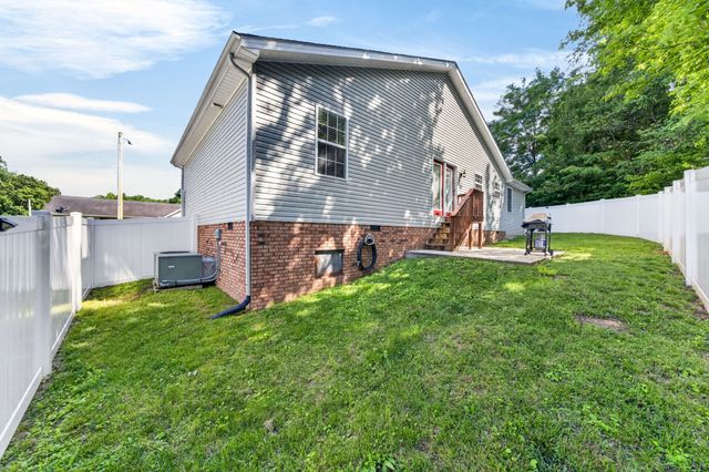 1234 Quail Hollow Cir, Cookeville, TN 38501