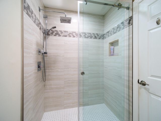 19218 Glenmoor Drive, West Palm Beach, FL 33409