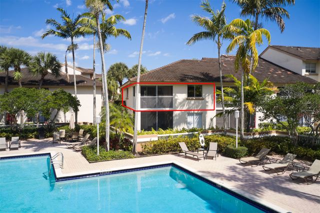 19218 Glenmoor Drive, West Palm Beach, FL 33409