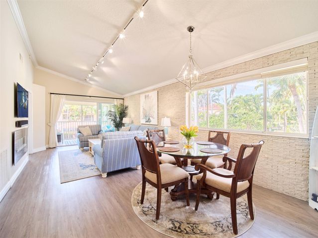 19218 Glenmoor Drive, West Palm Beach, FL 33409