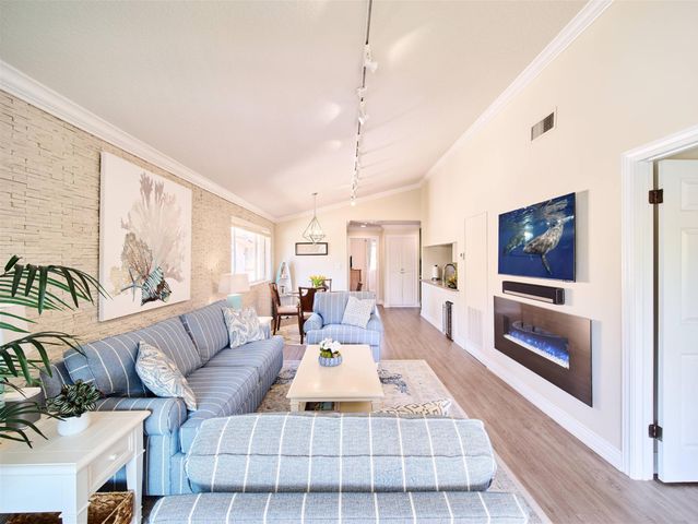 19218 Glenmoor Drive, West Palm Beach, FL 33409