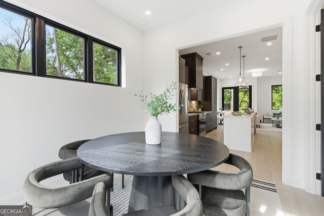 1186 Penny Lane, Atlanta, GA 30324