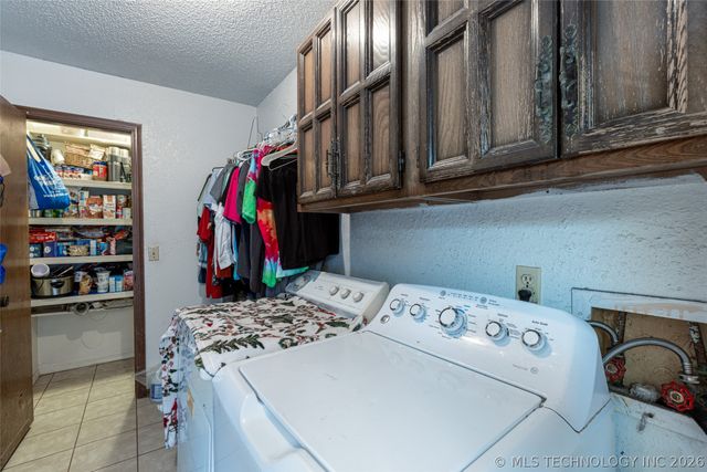 3000 E Indianola Street, Broken Arrow, OK 74014