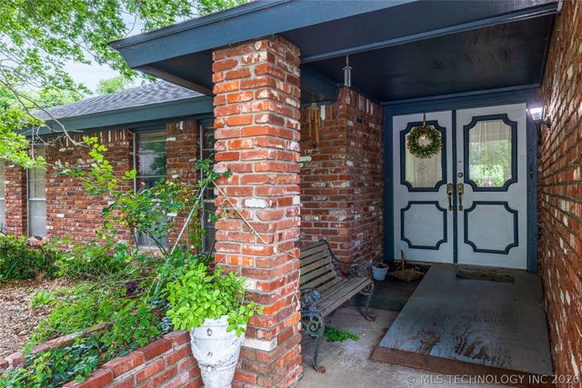 3000 E Indianola Street, Broken Arrow, OK 74014