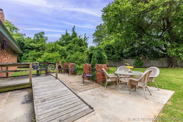 3000 E Indianola Street, Broken Arrow, OK 74014