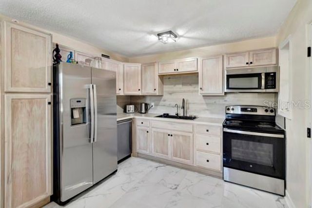 635 MCCORMICK STREET, Daytona Beach, FL 32114