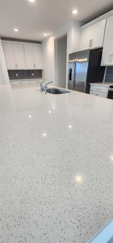 1203 ISLAND SLOUGH LANE, Davenport, FL 33837