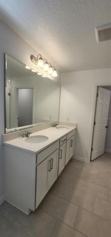 1203 ISLAND SLOUGH LANE, Davenport, FL 33837