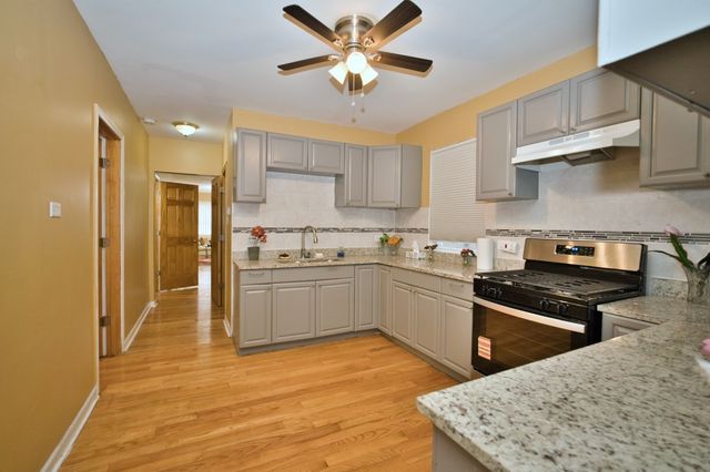 3422 N Kolmar Avenue, Chicago, IL 60641