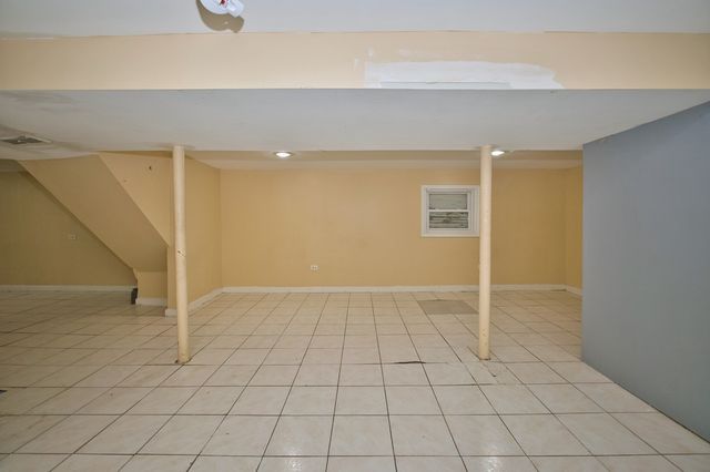 3422 N Kolmar Avenue, Chicago, IL 60641