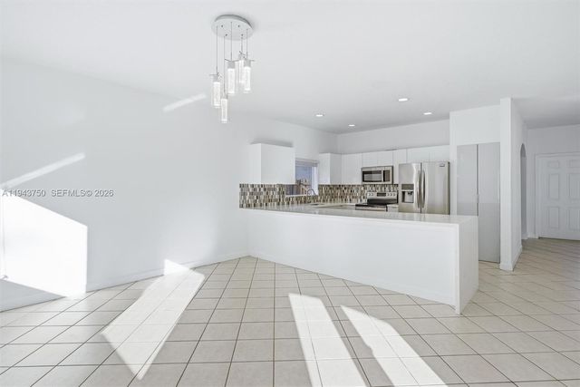 12920 SW 143rd Ter, Miami, FL 33186