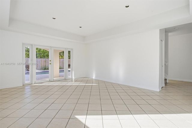 12920 SW 143rd Ter, Miami, FL 33186