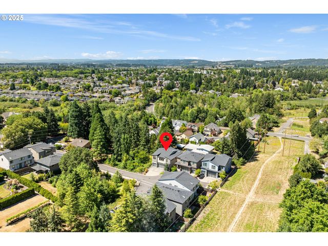 14647 Nw FRICKE Ln, Portland, OR 97229