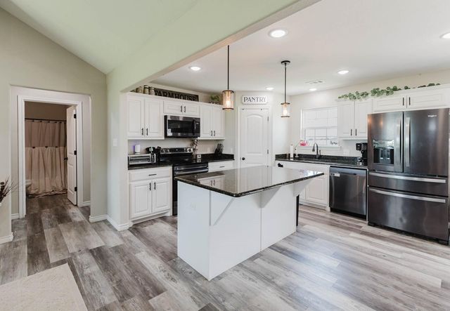 8615 N Fm 51, Decatur, TX 76234