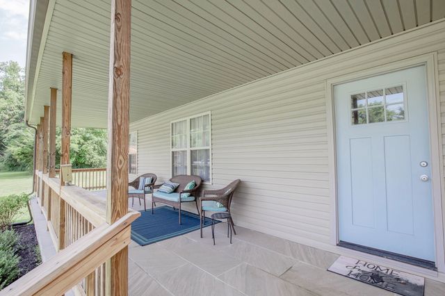 457 Reeves Dr, Clarksville, TN 37043
