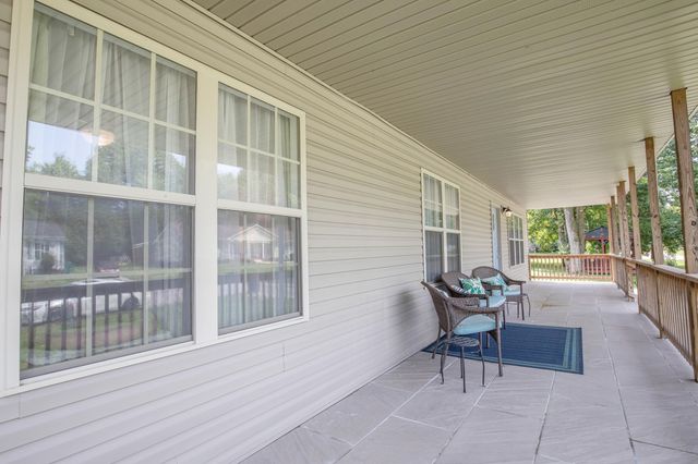 457 Reeves Dr, Clarksville, TN 37043