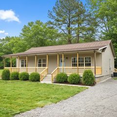 457 Reeves Dr, Clarksville, TN 37043