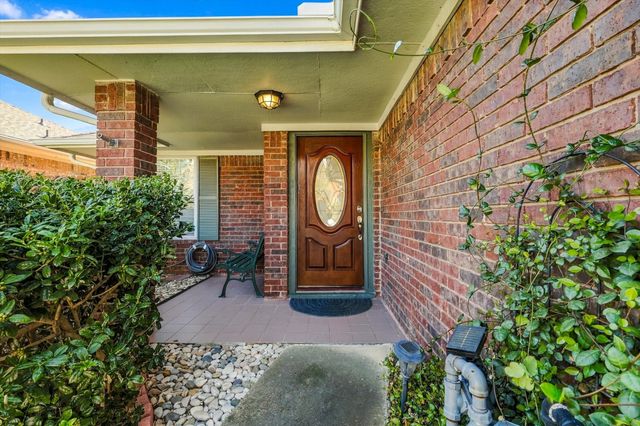 2524 Brooke Trail, Carrollton, TX 75006