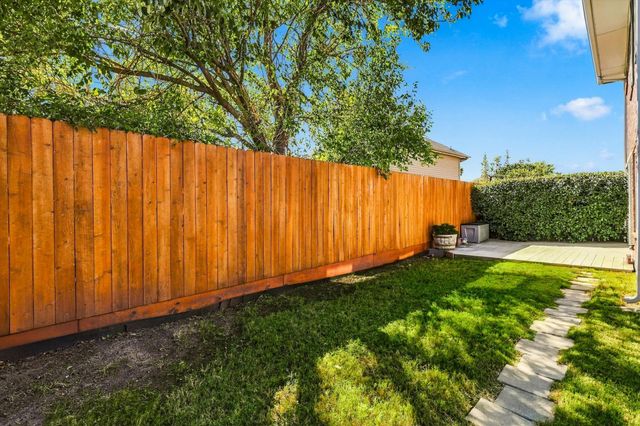 2524 Brooke Trail, Carrollton, TX 75006