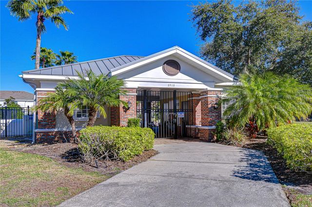 4739 WHITE SANDERLING COURT, Tampa, FL 33619