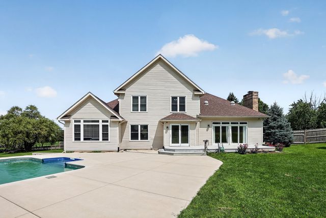 11868 Cardinal Lane, Caledonia, IL 61011