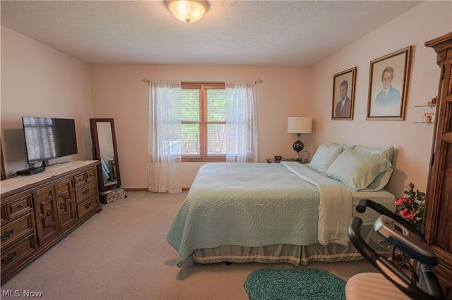 2535 Queensbury Road, Alliance, OH 44601