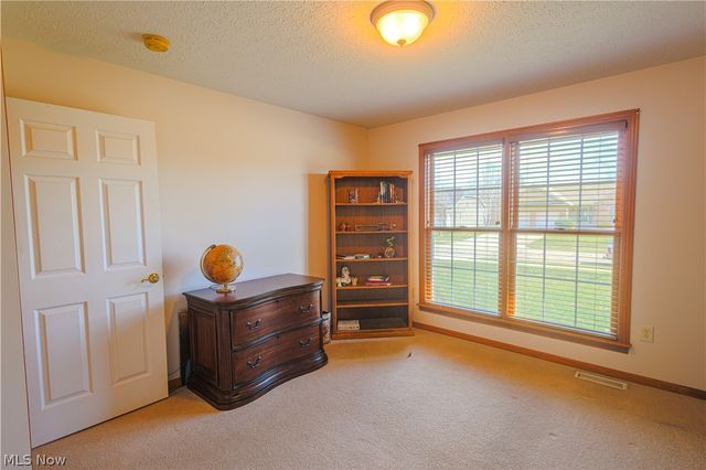 2535 Queensbury Road, Alliance, OH 44601