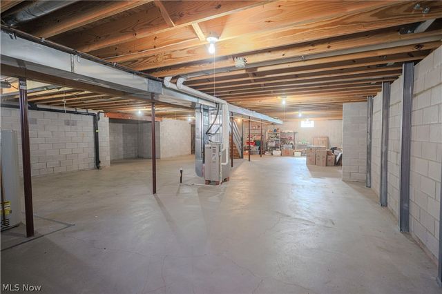 2535 Queensbury Road, Alliance, OH 44601