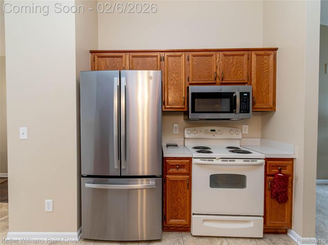 11406 Juliette 27, Washington Township, MI 48094