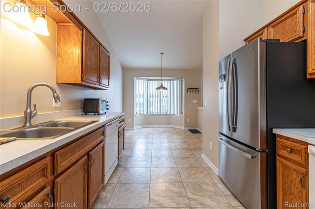 11406 Juliette 27, Washington Township, MI 48094