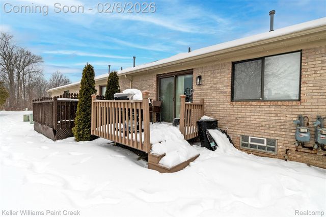 11406 Juliette 27, Washington Township, MI 48094