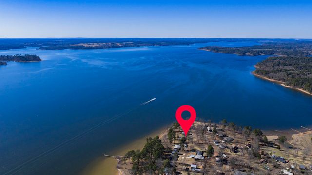 115 Oakwood, Avinger, TX 75630