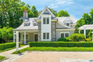 2 Settlers Trail 3, Darien, CT 06820