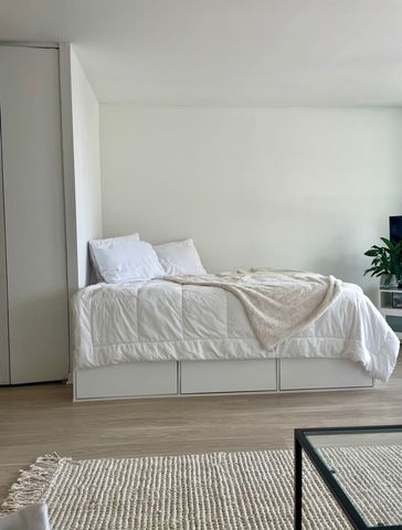 1030 N STATE Street 6F, Chicago, IL 60610