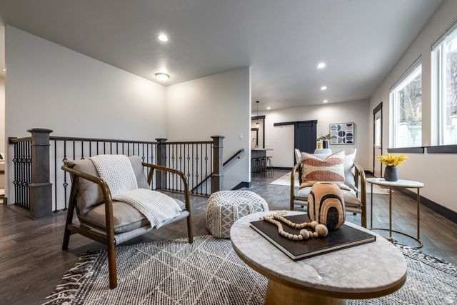 594 E SPRUCE GLEN RD, Murray, UT 84107