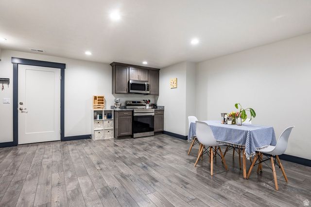 594 E SPRUCE GLEN RD, Murray, UT 84107