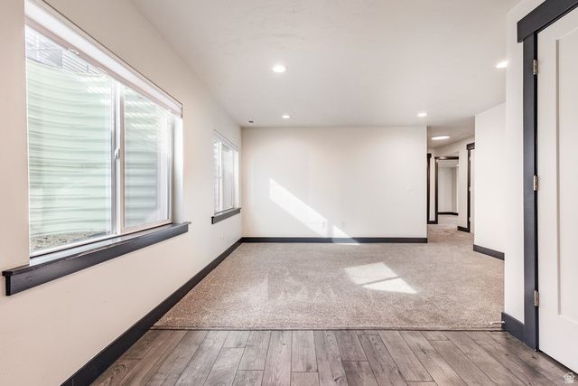 594 E SPRUCE GLEN RD, Murray, UT 84107