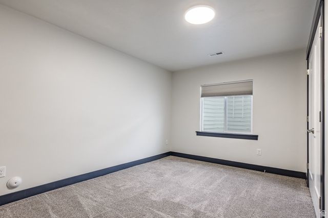 594 E SPRUCE GLEN RD, Murray, UT 84107