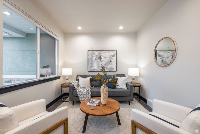 594 E SPRUCE GLEN RD, Murray, UT 84107