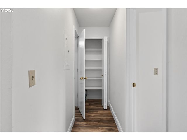 8717 Se MONTEREY Ave 304, Happy Valley, OR 97086