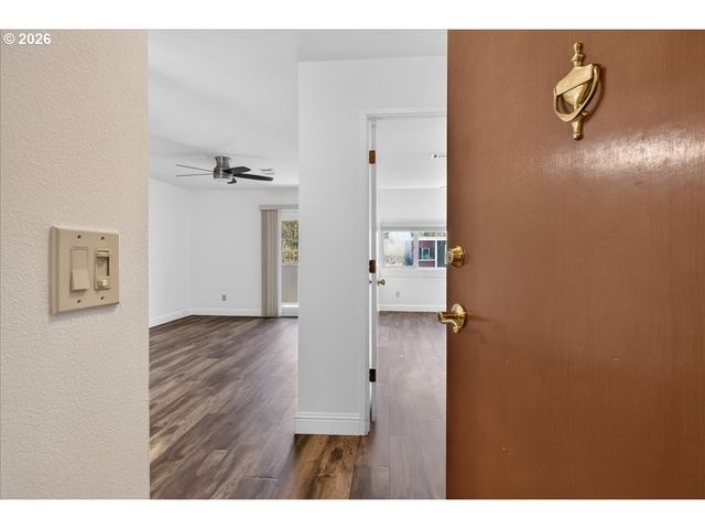 8717 Se MONTEREY Ave 304, Happy Valley, OR 97086