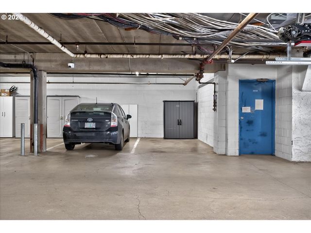 8717 Se MONTEREY Ave 304, Happy Valley, OR 97086
